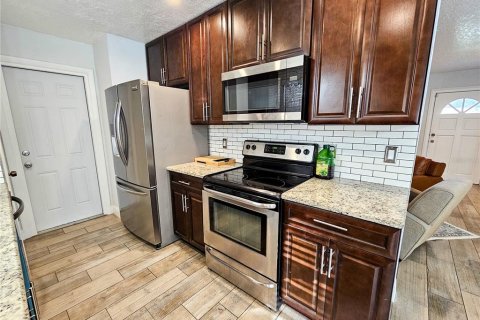 Casa en venta en Winter Springs, Florida, 4 dormitorios, 124.86 m2 № 2267027 - foto 12
