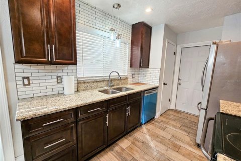 Casa en venta en Winter Springs, Florida, 4 dormitorios, 124.86 m2 № 2267027 - foto 10