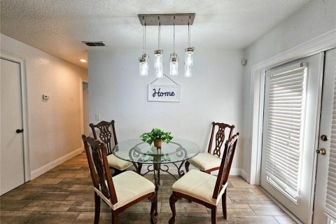Casa en venta en Winter Springs, Florida, 4 dormitorios, 124.86 m2 № 2267027 - foto 14