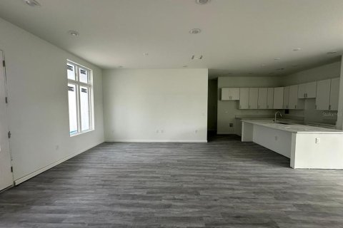 Купить виллу или дом в Киссимми, Флорида 7 комнат, 176.51м2, № 1847511 - фото 6