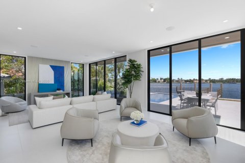 Villa ou maison à vendre à Miami Beach, Floride: 5 chambres, 333.24 m2 № 1922933 - photo 7