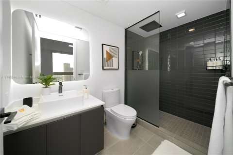 Condominio en venta en Miami, Florida, 2 dormitorios, 60.11 m2 № 1861381 - foto 19