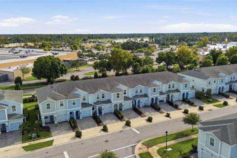 Touwnhouse à vendre à Kissimmee, Floride: 3 chambres, 166.95 m2 № 2415219 - photo 11