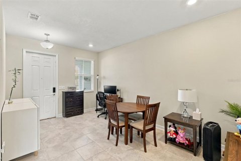 Touwnhouse à vendre à Kissimmee, Floride: 3 chambres, 166.95 m2 № 2415219 - photo 17