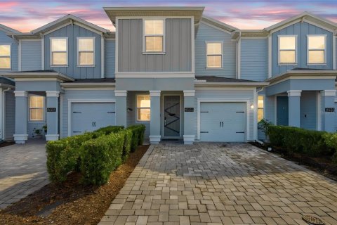 Touwnhouse à STOREY LAKE à Kissimmee, Floride 3 chambres, 166.95 m2 № 2415219