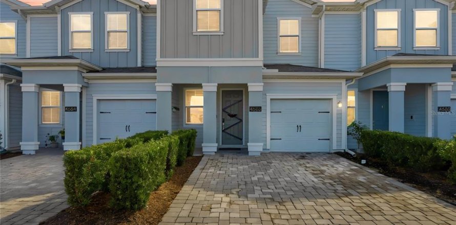 Touwnhouse à STOREY LAKE à Kissimmee, Floride 3 chambres, 166.95 m2 № 2415219