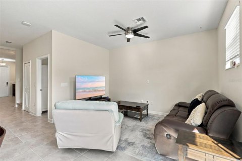 Touwnhouse à vendre à Kissimmee, Floride: 3 chambres, 166.95 m2 № 2415219 - photo 14