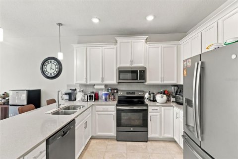 Touwnhouse à vendre à Kissimmee, Floride: 3 chambres, 166.95 m2 № 2415219 - photo 24