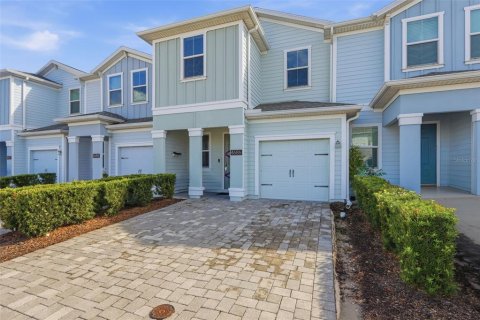 Touwnhouse à vendre à Kissimmee, Floride: 3 chambres, 166.95 m2 № 2415219 - photo 3