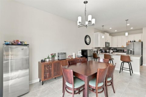 Touwnhouse à vendre à Kissimmee, Floride: 3 chambres, 166.95 m2 № 2415219 - photo 18