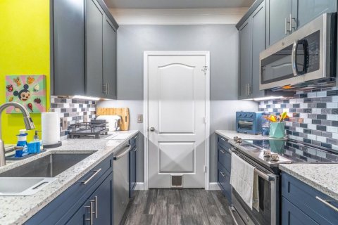 Condo in Orlando, Florida, 1 bedroom  № 1873590 - photo 8
