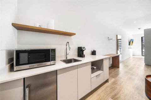 Condominio en venta en Miami, Florida, 37.63 m2 № 1985372 - foto 6