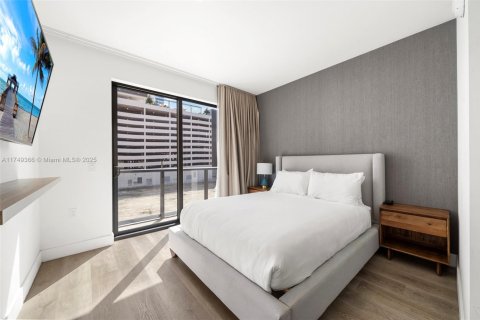 Condominio en venta en Miami, Florida, 37.63 m2 № 1985372 - foto 2