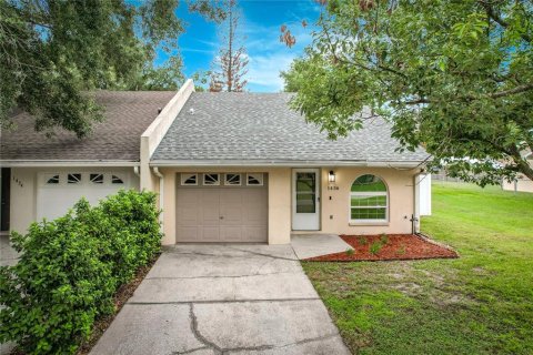 Duplex in Lakeland, Florida 3 bedrooms, 116.69 sq.m. № 2207714