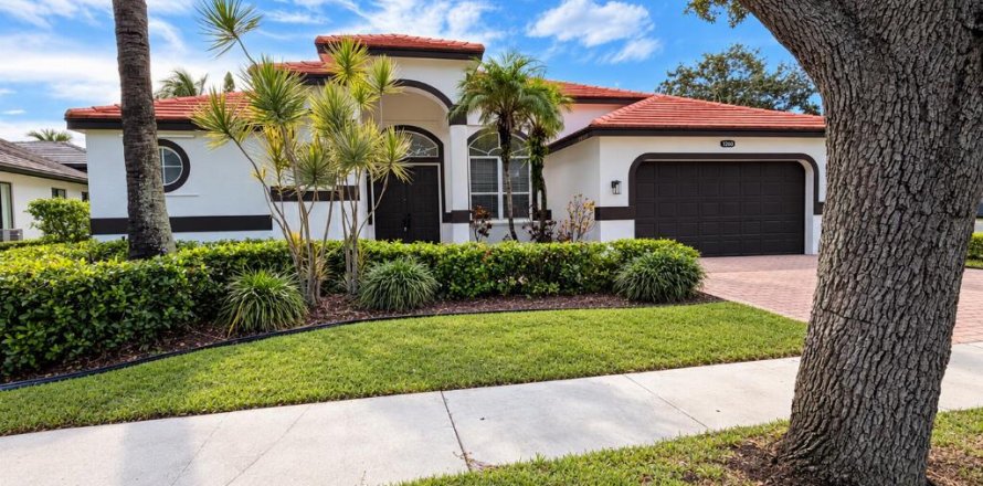 House in Weston, Florida 5 bedrooms, 278.71 sq.m. № 2420848