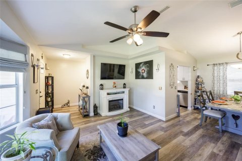 House in Alachua, Florida 4 bedrooms, 140.56 sq.m. № 1898971 - photo 22