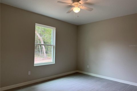 House in Ocala, Florida 3 bedrooms, 114.46 sq.m. № 2400309 - photo 9