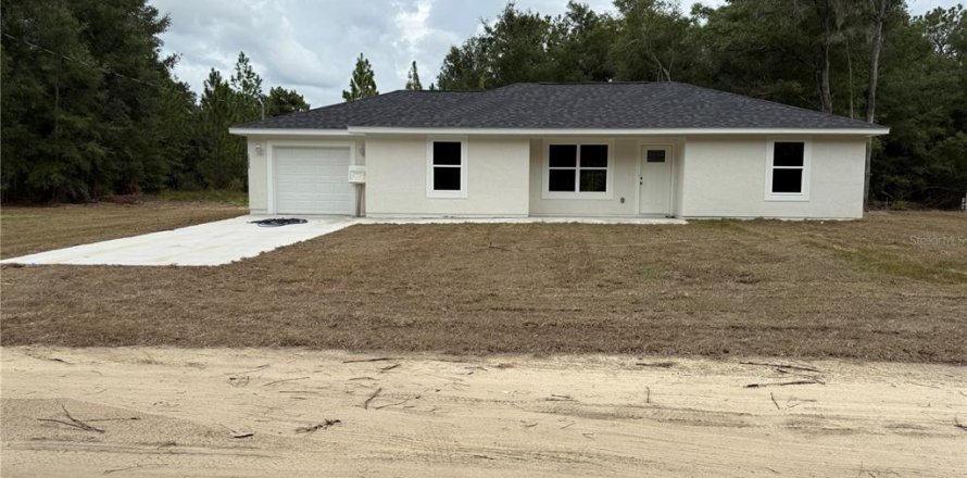 House in Ocala, Florida 3 bedrooms, 114.46 sq.m. № 2400309