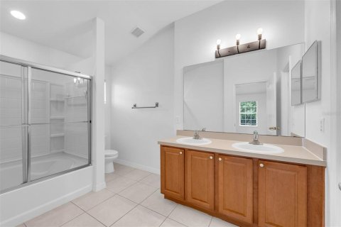 Condominio en venta en Apopka, Florida, 3 dormitorios, 185.62 m2 № 2223176 - foto 24
