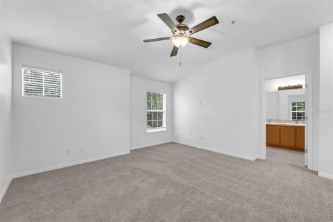 Condominio en venta en Apopka, Florida, 3 dormitorios, 185.62 m2 № 2223176 - foto 22