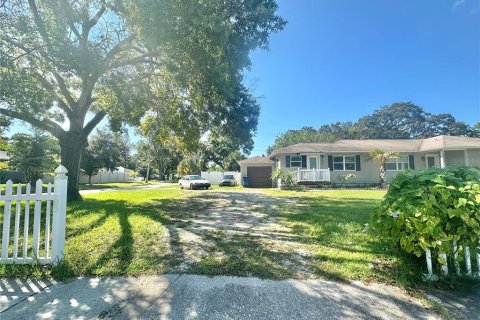 Apartamento en alquiler en Tampa, Florida, 1 dormitorio, 65.03 m2 № 1737157 - foto 3