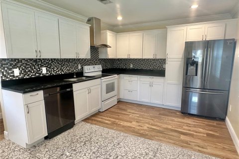 Apartamento en alquiler en Tampa, Florida, 1 dormitorio, 65.03 m2 № 1737157 - foto 9
