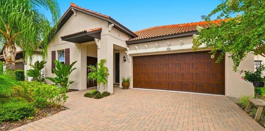 Villa ou maison à Wimauma, Floride 3 chambres, 197.7 m2 № 2289476