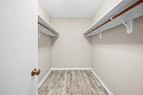 Condo in Mulberry, Florida, 2 bedrooms  № 1885667 - photo 17