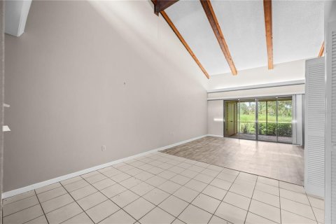 Condo in Mulberry, Florida, 2 bedrooms  № 1885667 - photo 6