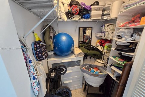 Condominio en venta en Miami, Florida, 2 dormitorios, 115.38 m2 № 1864440 - foto 18