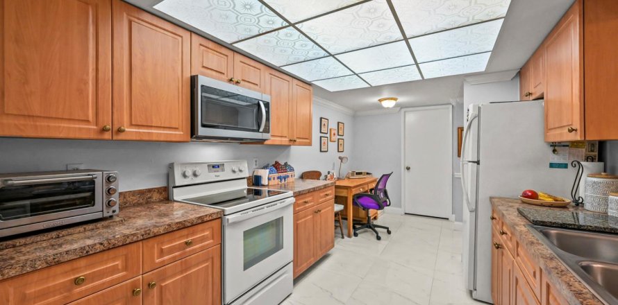Condo in Delray Beach, Florida, 2 bedrooms № 2247899