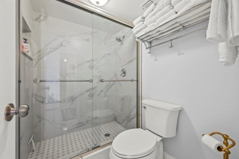 Condo in Delray Beach, Florida, 2 bedrooms № 2247899 - photo 14