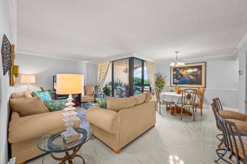 Condo in Delray Beach, Florida, 2 bedrooms № 2247899 - photo 8