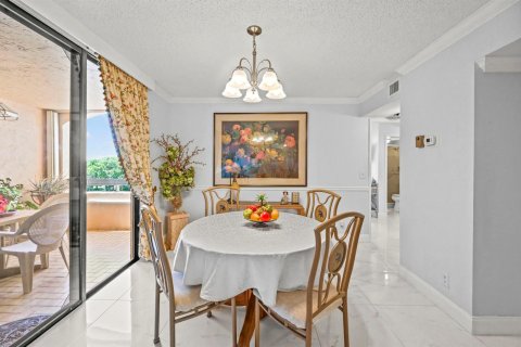 Condo in Delray Beach, Florida, 2 bedrooms № 2247899 - photo 5