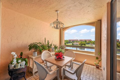 Condo in Delray Beach, Florida, 2 bedrooms № 2247899 - photo 20