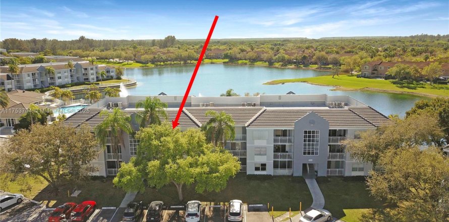 Condo in Cutler Bay, Florida, 2 bedrooms № 1500867