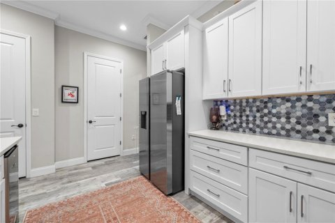 Touwnhouse à vendre à Tampa, Floride: 4 chambres, 268.77 m2 № 2347824 - photo 17