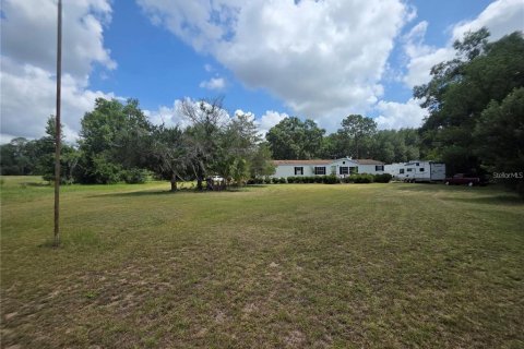 Appartement à Summerfield, Floride 4 chambres, 211.82 m2 № 2415337