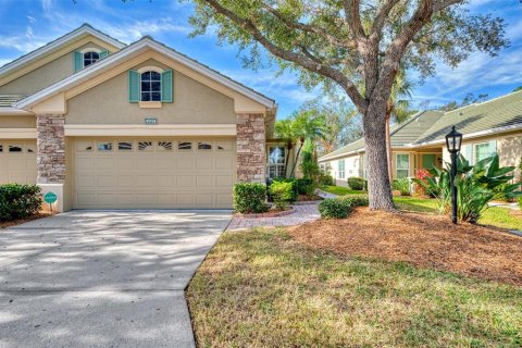 House in Sarasota, Florida 2 bedrooms, 153.2 sq.m. № 1547056 - photo 1