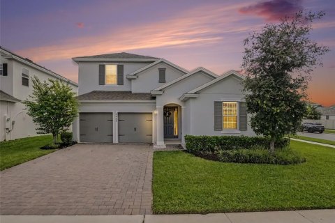 Casa en Clermont, Florida 5 dormitorios, 298.87 m2 № 2371792