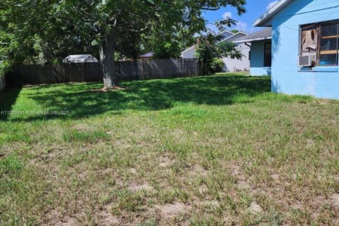 House in Orlando, Florida 3 bedrooms, 135.17 sq.m. № 1891637 - photo 3
