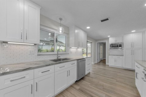 Купить виллу или дом в Данедин, Флорида 3 комнаты, 188.5м2, № 1851108 - фото 14