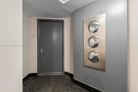 Condominio en venta en Miami, Florida, 2 dormitorios, 117.71 m2 № 1817088 - foto 13