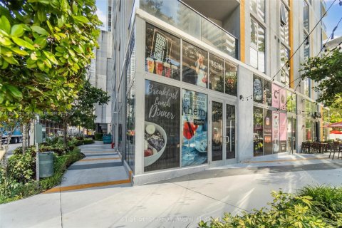Condominio en venta en Miami, Florida, 2 dormitorios, 117.71 m2 № 1817088 - foto 3