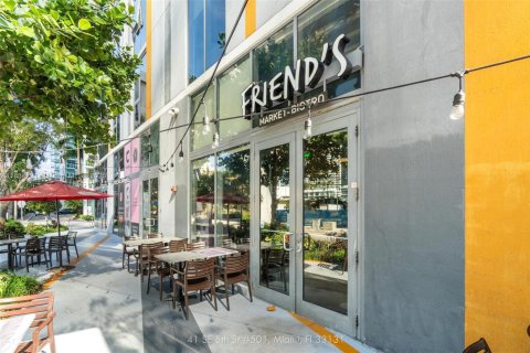 Condominio en venta en Miami, Florida, 2 dormitorios, 117.71 m2 № 1817088 - foto 4