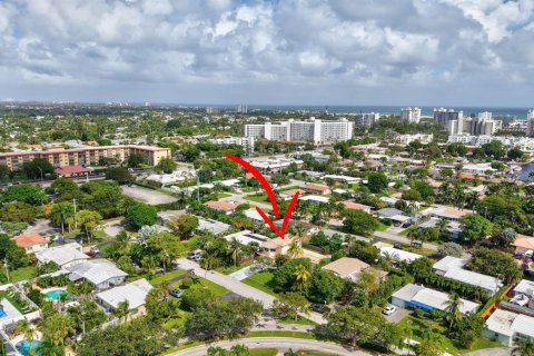 Casa en venta en Pompano Beach, Florida, 4 dormitorios, 252.42 m2 № 2250356 - foto 16