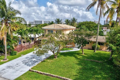 Casa en venta en Pompano Beach, Florida, 4 dormitorios, 252.42 m2 № 2250356 - foto 20