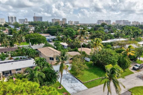 Casa en venta en Pompano Beach, Florida, 4 dormitorios, 252.42 m2 № 2250356 - foto 19