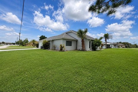 Villa ou maison à vendre à Punta Gorda, Floride: 3 chambres, 182.65 m2 № 2272859 - photo 19