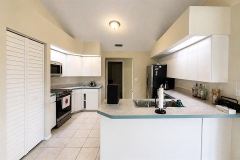 Villa ou maison à vendre à Punta Gorda, Floride: 3 chambres, 182.65 m2 № 2272859 - photo 11